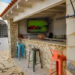 Cosy 1 Bed Pool House Appartement *