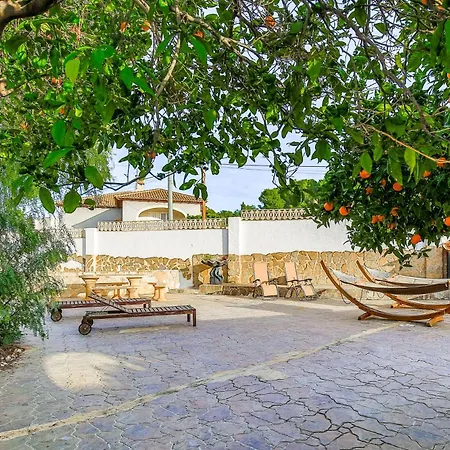 Cosy 1 Bed Pool House El Albir